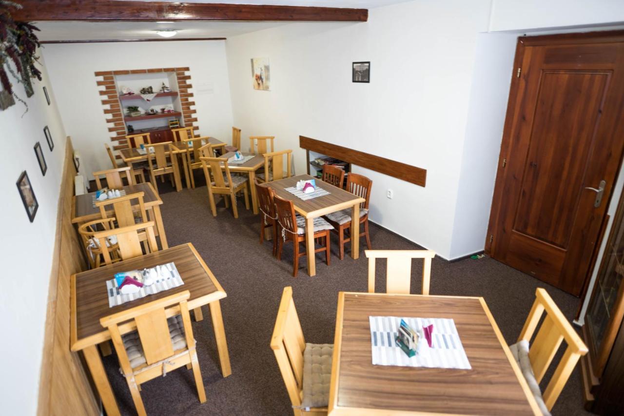 阿特拉斯酒店 派克波特斯耐兹库 外观 照片